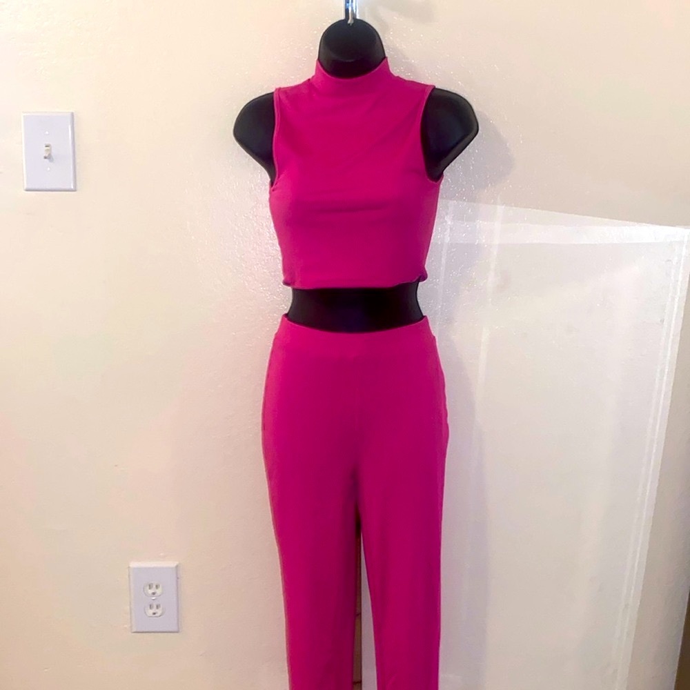HOT 🥵 pink pants set